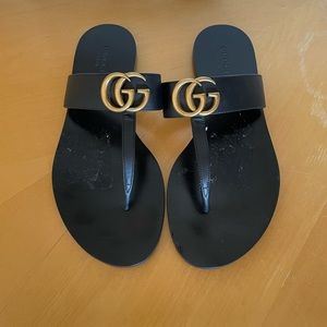 Gucci Doble G Leather Thong Sandal Size 6.5